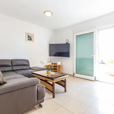 Apartament Galeb Two Bedroom Kožino